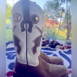 Macie boots pistols. Women's 8m. Gently used. Distressed brown